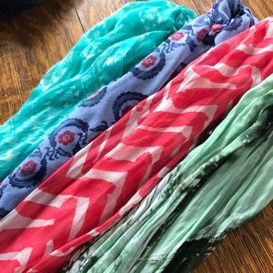 4 infinity scarfs